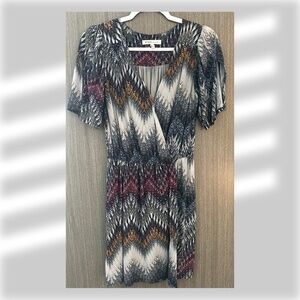 BCBGeneration Short Sleeve Dress • Multi-color • Size XS